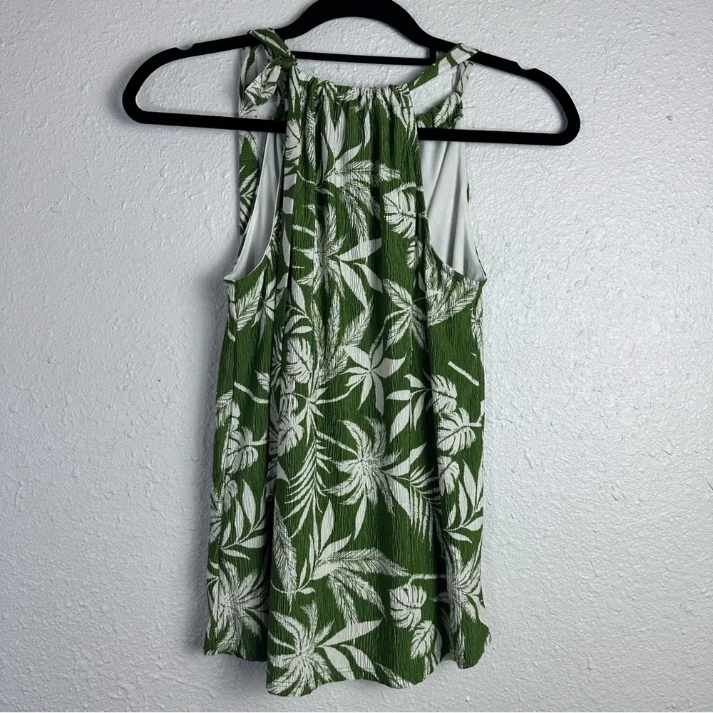 Gilli Green and White Halter Nexk Leaf Print Top Size Small - Picture 6 of 6